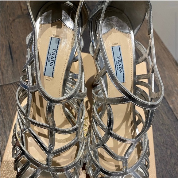 Gorgeous Sparkling Prada Heels Sandals - Picture 4 of 8